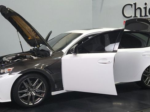 Used 2016 Lexus IS 200t w/ F Sport Package RWD image 18