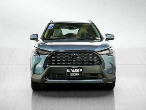 Used 2024 Toyota Corolla Cross LE AWD/4WD image 8