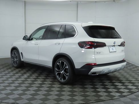 Used 2026 BMW X5 sDrive40i RWD image 8
