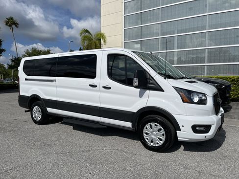 Used 2025 Ford Transit 350 XLT RWD image 10