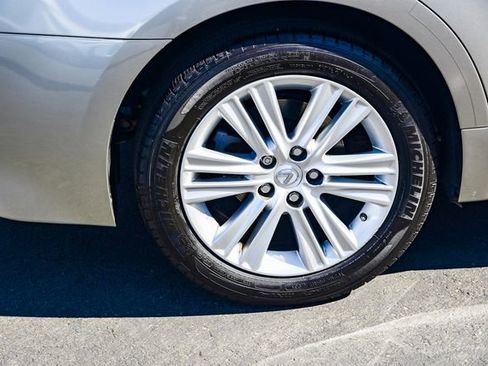 Used 2015 Lexus ES 350 image 9