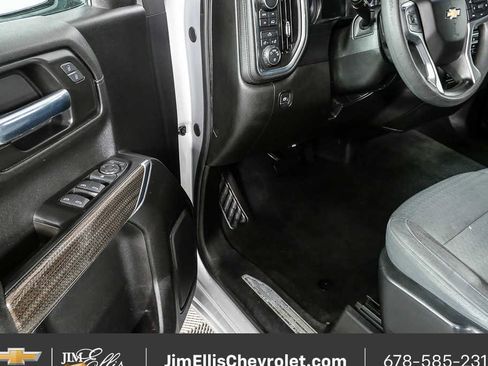 Used 2020 Chevrolet Silverado 1500 LT image 5