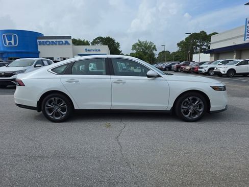 Used 2023 Honda Accord EX image 3