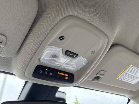 Used 2023 Buick Encore GX Preferred FWD image 24