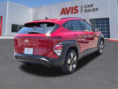 Used 2025 Hyundai Kona SEL FWD image 6