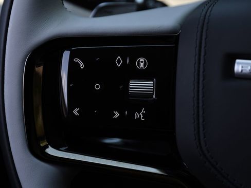 New 2026 Land Rover Range Rover Velar Dynamic SE AWD/4WD image 15