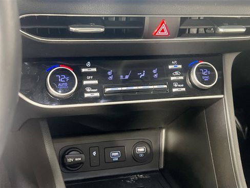 Used 2023 Hyundai Sonata Limited FWD image 16