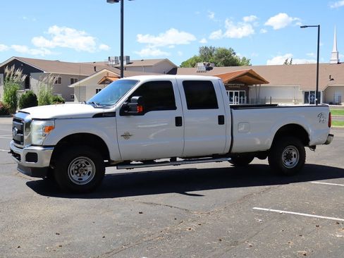 Used 2016 Ford F250 XL w/ Power Equipment Group AWD/4WD image 10