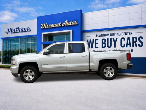 Used 2017 Chevrolet Silverado 1500 LT w/ Texas Edition AWD/4WD image 4