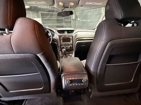 Used 2016 Chevrolet Traverse LT AWD/4WD image 17