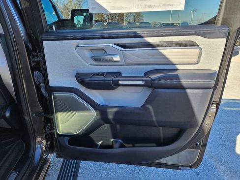 Used 2023 RAM 1500 Limited image 32
