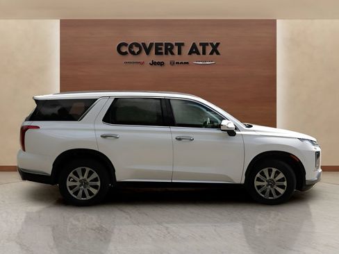 Used 2025 Hyundai Palisade SEL FWD image 6