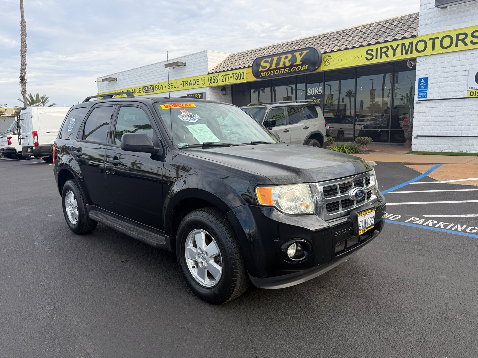 Used 2012 Ford Escape XLT FWD image 1