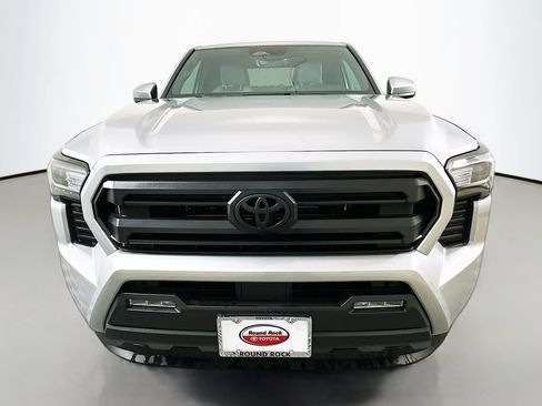 Certified 2026 Toyota Tacoma SR5 AWD/4WD image 2