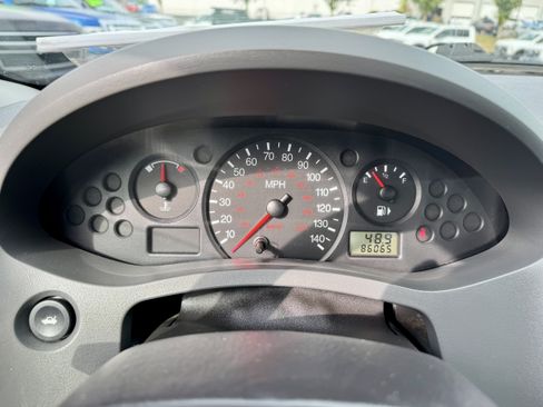 Used 2005 Ford Focus ZX4 Sedan FWD image 14