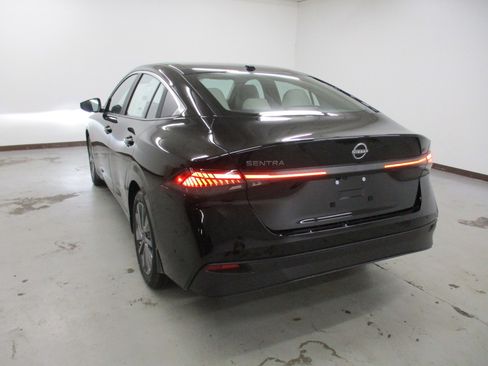 New 2026 Nissan Sentra SL w/ Floor Mat Package image 10