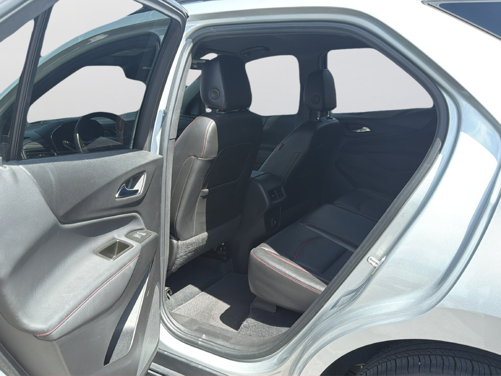 Used 2022 Chevrolet Equinox RS w/ RS Leather Package FWD image 25