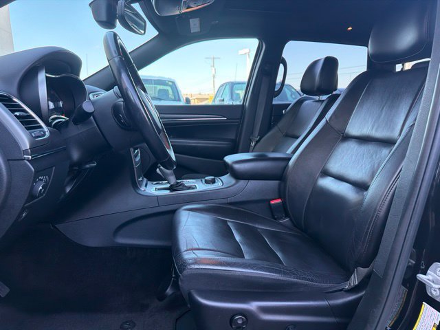 Used 2018 Jeep Grand Cherokee Limited AWD/4WD image 12