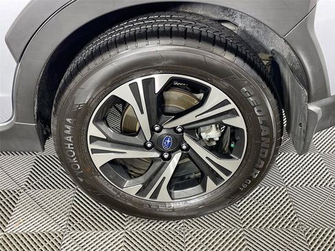 Used 2024 Subaru Crosstrek 2.0i Premium image 32