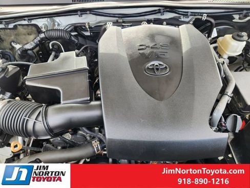 Used 2019 Toyota Tacoma SR5 image 31