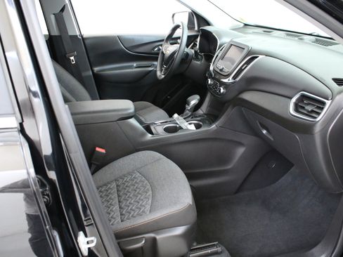 Used 2023 Chevrolet Equinox LT AWD/4WD image 30