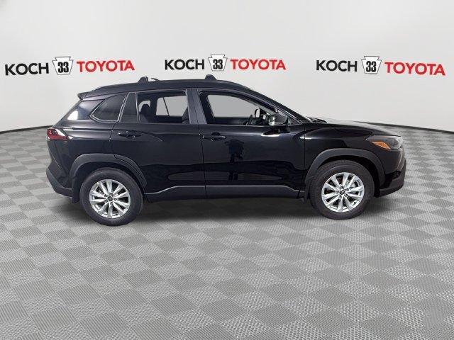 New 2026 Toyota Corolla Cross LE w/ Cold Weather Package AWD/4WD image 9