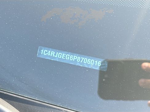 Used 2023 Jeep Grand Cherokee Summit w/ Adv Protech Group IV image 38