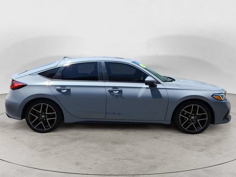 Used 2023 Honda Civic Sport Touring image 4