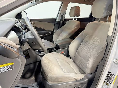 Used 2017 Hyundai Santa Fe SE image 26