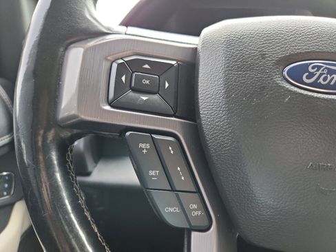 Used 2018 Ford Expedition Platinum RWD image 13