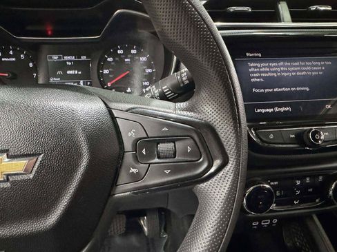 Used 2021 Chevrolet TrailBlazer LT w/ Convenience Package FWD image 29