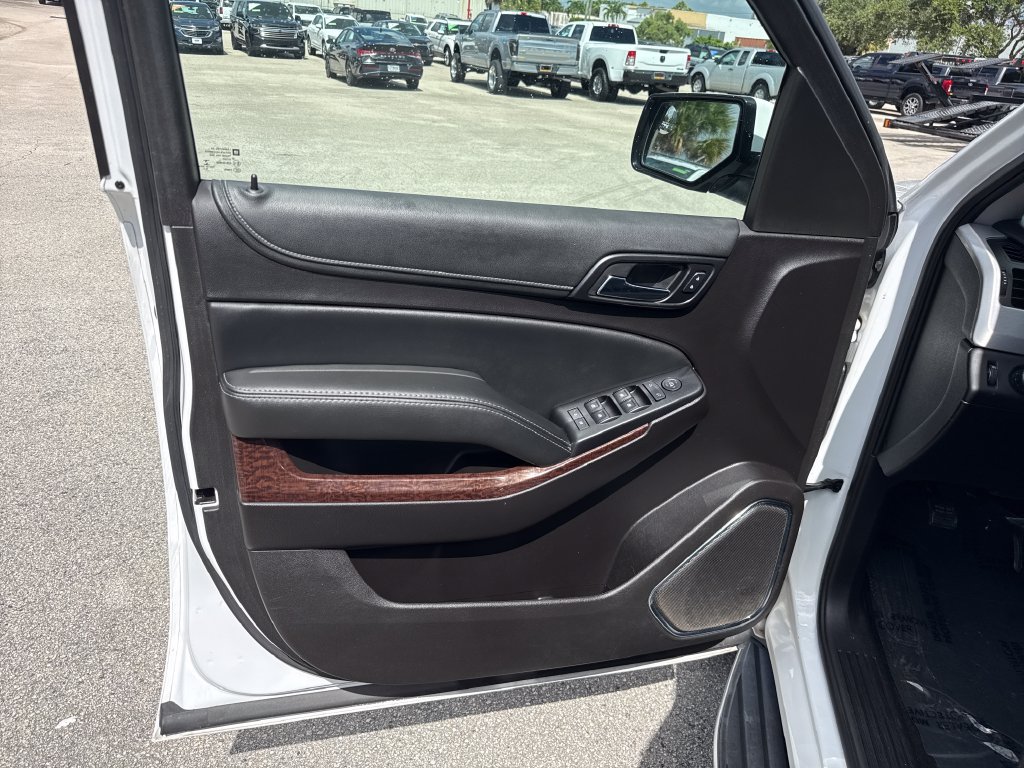 Used 2016 GMC Yukon SLE w/ Convenience Package RWD image 12