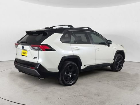 Used 2021 Toyota RAV4 XSE AWD/4WD image 5