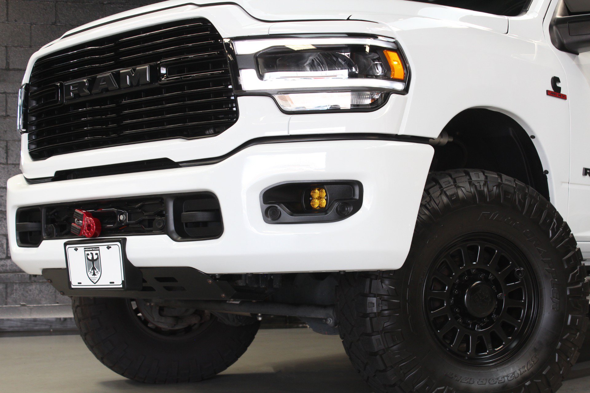 Used 2024 RAM 2500 Laramie w/ Night Edition AWD/4WD image 6
