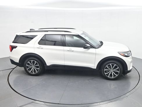 New 2026 Ford Explorer ST-Line w/ Premium Package RWD image 35