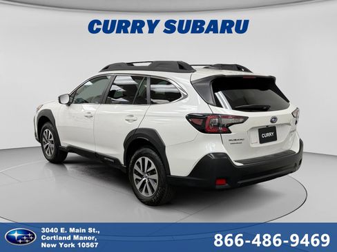 Used 2024 Subaru Outback Premium w/ Popular Package #1 AWD/4WD image 3