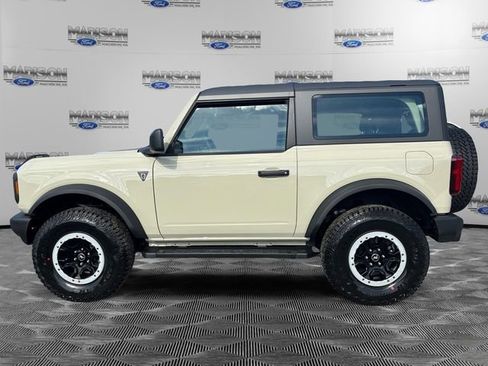 New 2025 Ford Bronco 2-Door w/ Sasquatch Package AWD/4WD image 2