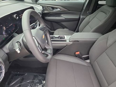 New 2026 Chevrolet Equinox EV LT w/ LPO, Blackout Package image 21