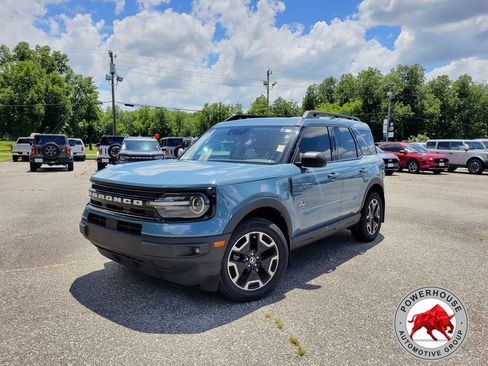Certified 2023 Ford Bronco Sport Outer Banks w/ Tech Package AWD/4WD image 2