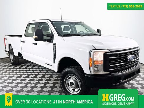 Used 2023 Ford F250 XL image 1