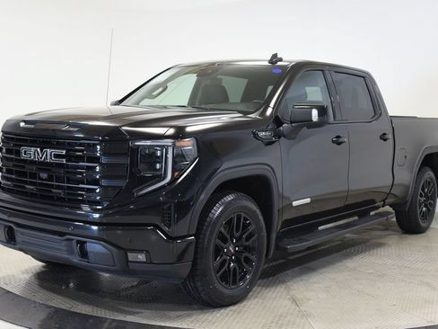 Used 2024 GMC Sierra 1500 Elevation w/ Elevation Premium Package AWD/4WD image 23