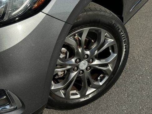 Used 2019 Buick Enclave Avenir w/ Avenir Technology Package image 10