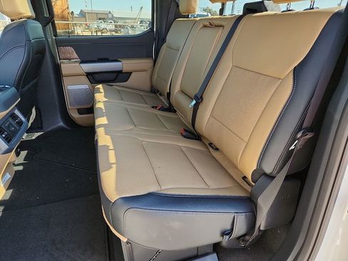 New 2025 Ford F350 Lariat w/ Lariat Ultimate Package image 13