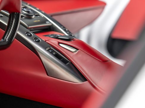 Used 2012 Lexus LFA RWD image 89
