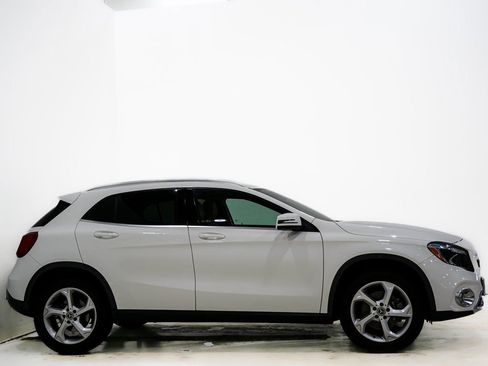 Used 2019 Mercedes-Benz GLA 250 image 4
