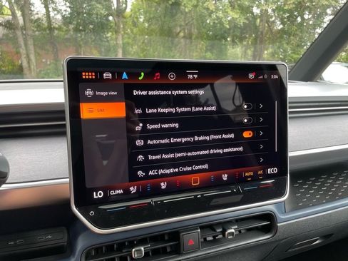 New 2025 Volkswagen ID. Buzz Pro S Plus AWD/4WD image 12