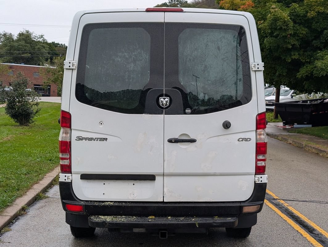 Used 2008 Dodge Sprinter 2500 RWD image 6