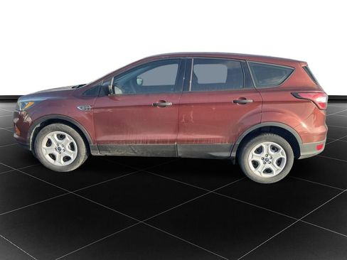Used 2018 Ford Escape S image 2
