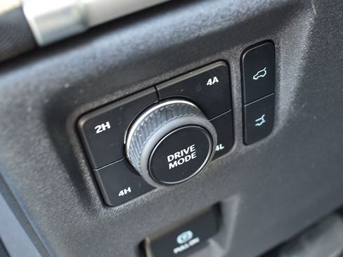 Used 2025 Ford Expedition Max Active AWD/4WD image 26