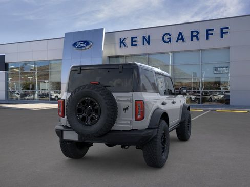 New 2026 Ford Bronco Badlands w/ Sasquatch Package AWD/4WD image 9